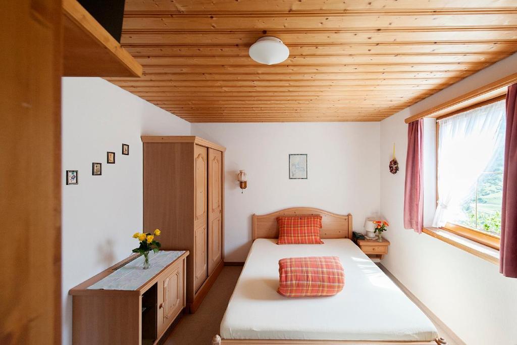 Hotel Cuntera Curaglia Pokoj fotografie