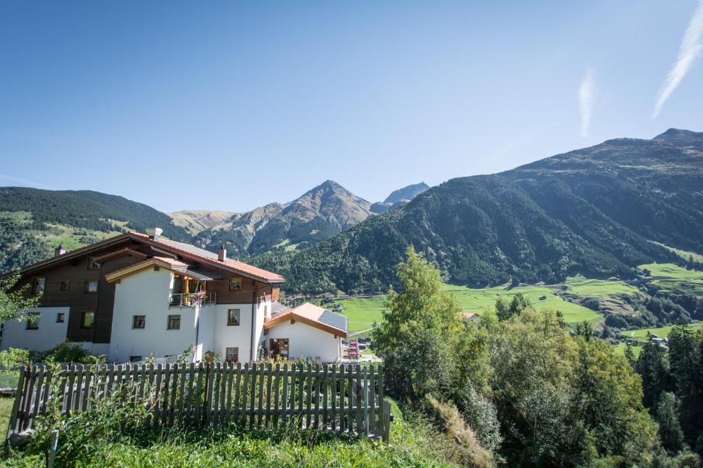 Hotel Cuntera Curaglia Exteriér fotografie