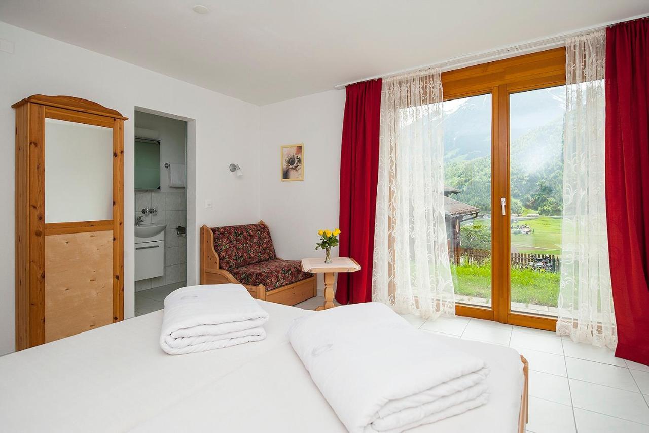 Hotel Cuntera Curaglia Pokoj fotografie