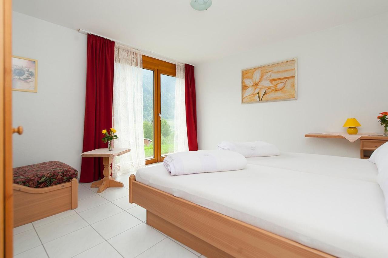 Hotel Cuntera Curaglia Pokoj fotografie